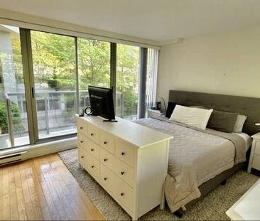 Furnished Executive Loft - Available Now - Photo 1