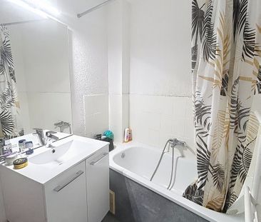 Location Appartement 2 pièces 48m² GAILLAC 81600 - Photo 4