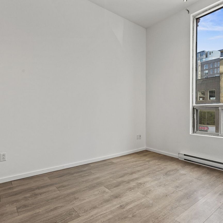 1405 Rue Bishop, Montréal, QC - Photo 1