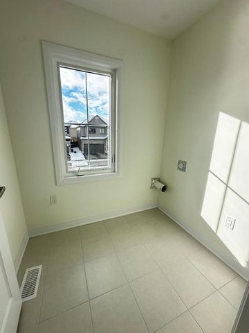 For Lease - 32 AMOS Avenue, Brantford, Ontario - Photo 5