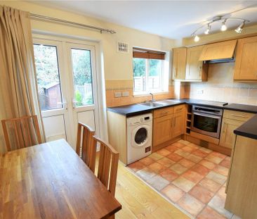 2 bedroom terraced house to rent - Photo 3