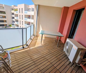 AIX LA DURANNE APPARTEMENT T2 MEUBLE TERRASSE ET GARAGE, - Photo 1