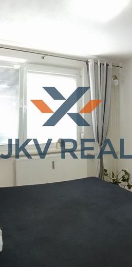 Komfortný 1-izbový byt po rekonštrukcii - Fotografia 1