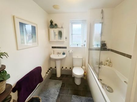 Skylark Road, North Cornelly, BRIDGEND - Photo 4