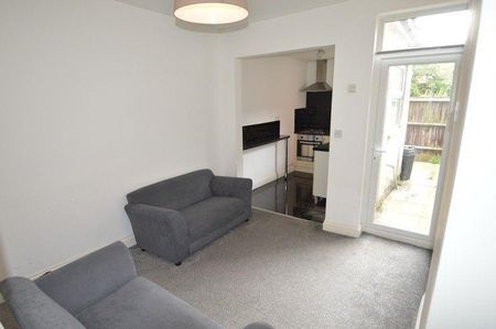 4 bedroom house to rent - Photo 5