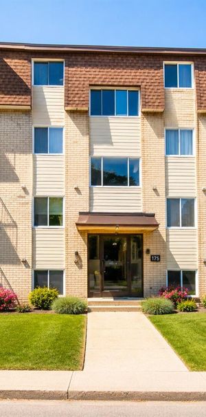 31 Rue Du Curé-André-Préseault (Gatineau) Très Grand 2 Cc - Photo 1