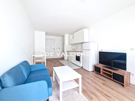 Location Appartement 2 pièces 39m² RUEIL MALMAISON 92500 - Photo 2