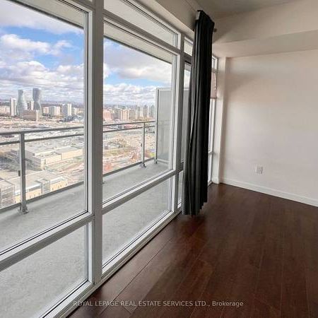 Living Arts/Square One Dr Beautiful 1Bdrm +Den Open Concept 1Locker - Photo 1