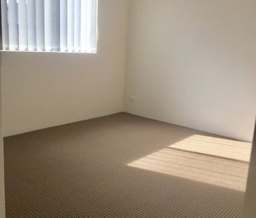 Kogarah - Photo 2
