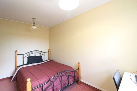 Gladstone, 3 bedrooms, $680 pw - Photo 3