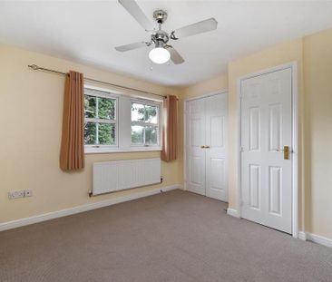 3 bedroom end of terrace house to rent - Photo 6