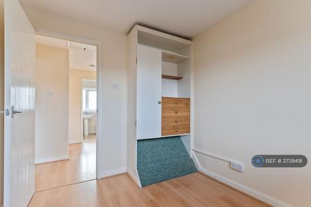 3 bedroom detached house to rent - Photo 5