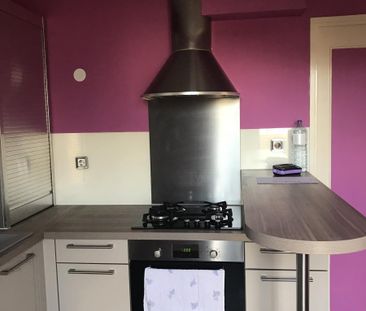 NOTRE DAME D'OE - DANS QUARTIER RESIDENTIEL MAISON JUMELEE DE TYPE F4 - Photo 4