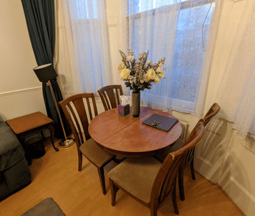 Castletown Road, London, W14 - Photo 5