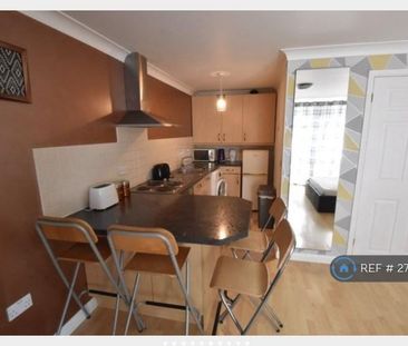 1 bedroom maisonette to rent - Photo 6