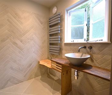 Fore Street, West Looe, Looe, Cornwall, PL13 - Photo 3