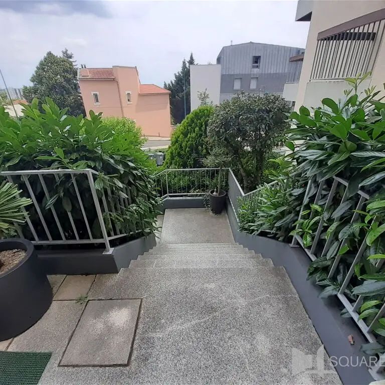 Location appartement 3 pièces - 64m² à Chamalieres (63400) - Photo 1