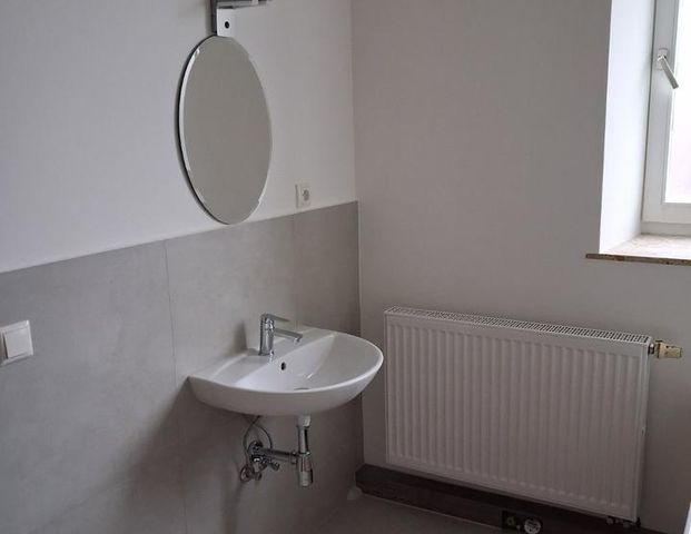 Komplett neu renoviertes zentral gelegenes, 1-Zimmerappartement i - Foto 1