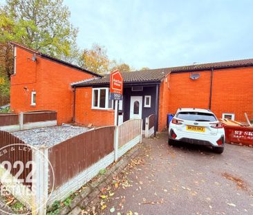 Redshank Lane - Warrington - WA3 - Photo 2