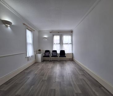 Chingford Road, London E17 - Photo 4
