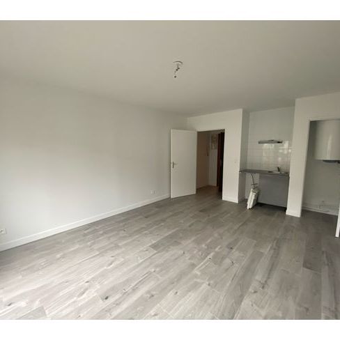 Location Appartement 1 pièce 26m² PONTAULT COMBAULT 77340 - Photo 1
