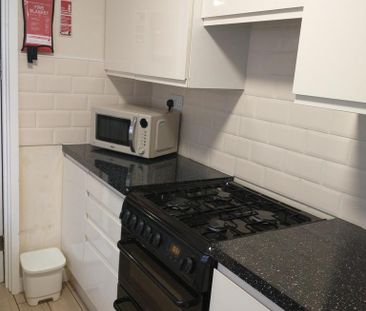 3 bedroom house to rent - Photo 6