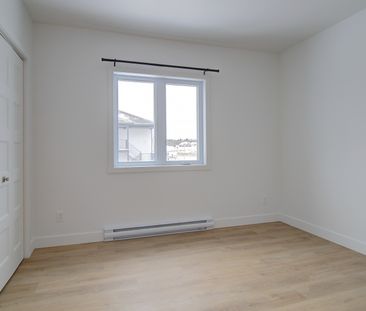 50, rue Michel-Robidoux #202, East-Angus - Photo 2