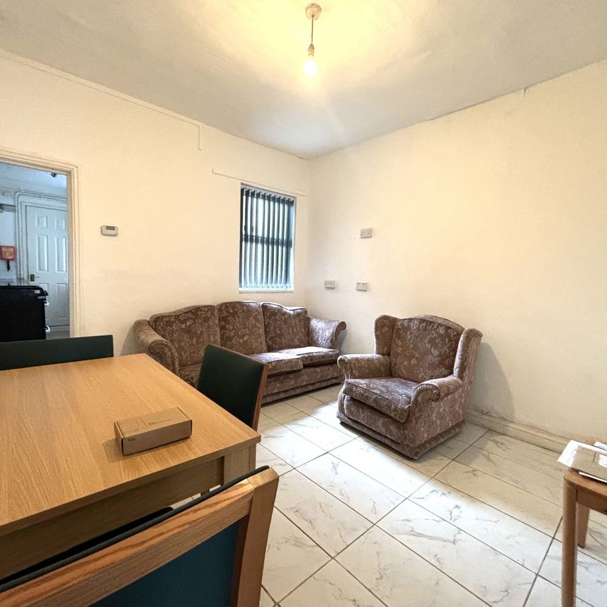 4 bedroom house to rent - Photo 1