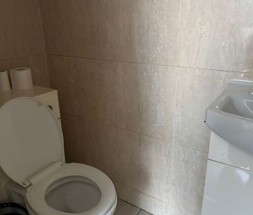 1 Bed Flat, Rosebery Avenue, N17 - Photo 5