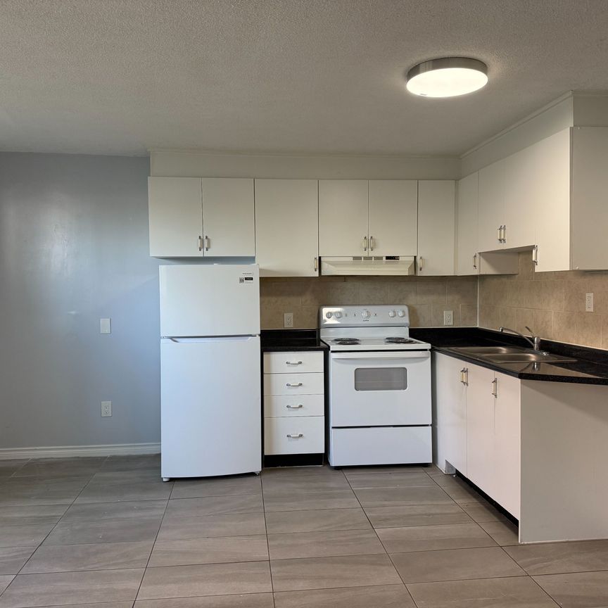 For Lease - 1181 Ellesmere Road Unit# 100, Toronto, Ontario - Photo 1