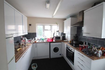 Room in a Shared House, Bedminster, BS3 - Photo 2