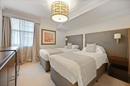 4 bedroom apartment to rent - Photo 4