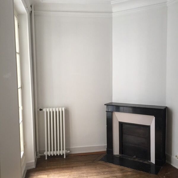 Location Appartement 2 pièces 43m² ORLEANS 45000 - Photo 1