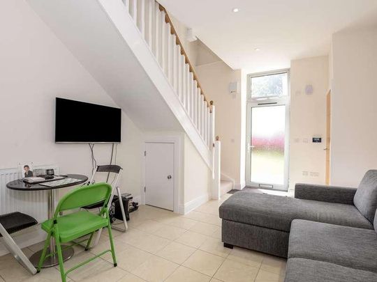 Bath Road, Reading, RG1 - Photo 1