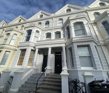 2 bedroom flat to rent - Photo 6