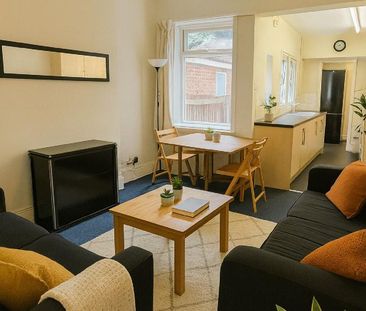 5 bedroom house to rent - Photo 2