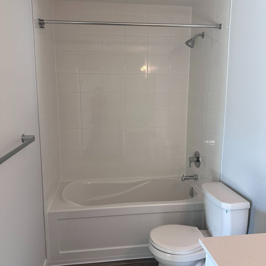 For Lease - 1100 Lackner Place Unit# 110, Kitchener, Ontario - Photo 1