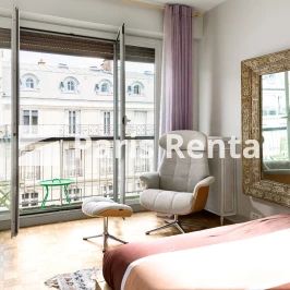2 chambres, Triangle d'Or Paris 8e - Photo 2