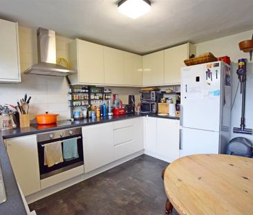 2 bedroom bungalow to rent - Photo 6