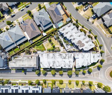 Modern 2-Bedroom Apartment in Secure Complex - Photo 4