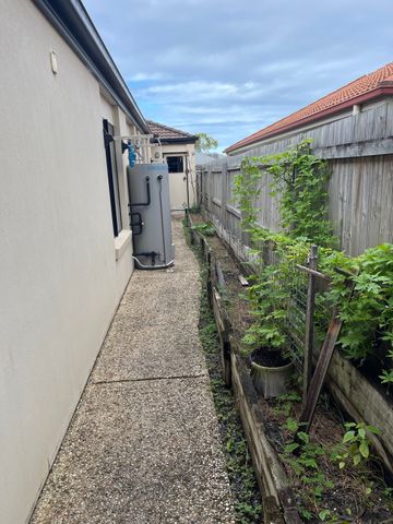 Sippy Downs - Photo 4