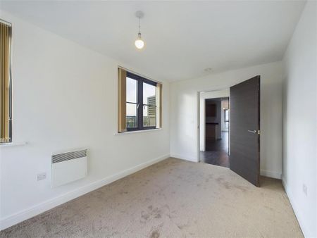 2 bedroom penthouse to rent - Photo 5
