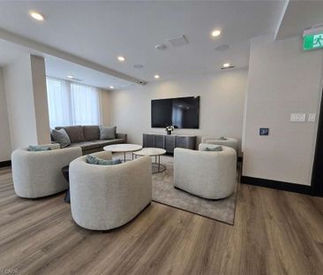 For Lease - 2333 Khalsa Gate, Oakville, Ontario - Photo 6