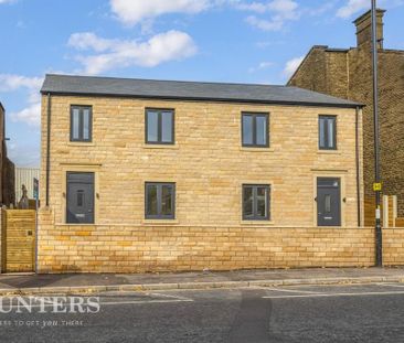 4 bedroom semi-detached house to rent - Photo 3