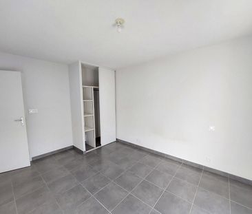 location Appartement T3 DE 66.15m² À TOURS - Photo 2