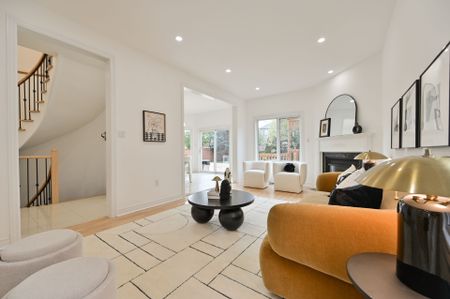 For Lease - 6 Renberg Drive, Markham, Ontario - Photo 2