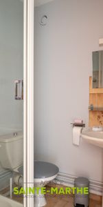 STUDIO MEUBLE AVEC PARKING - Photo 4