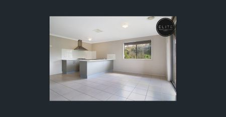 FAMILY HOME IN QUIET LOCATION - Photo 3