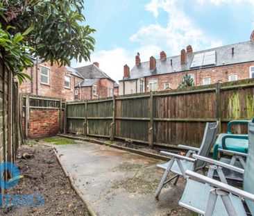 5 bed Semi-Detached House for Rent - Photo 1