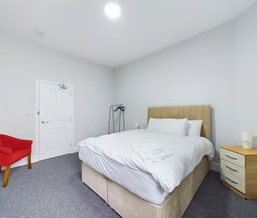 1 bedroom in a house share to rent - Photo 6